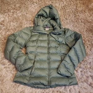 Patagonia puffer jacket